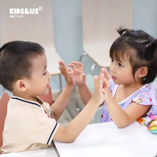 kidsandus nen day be 2 tuoi nhung gi3