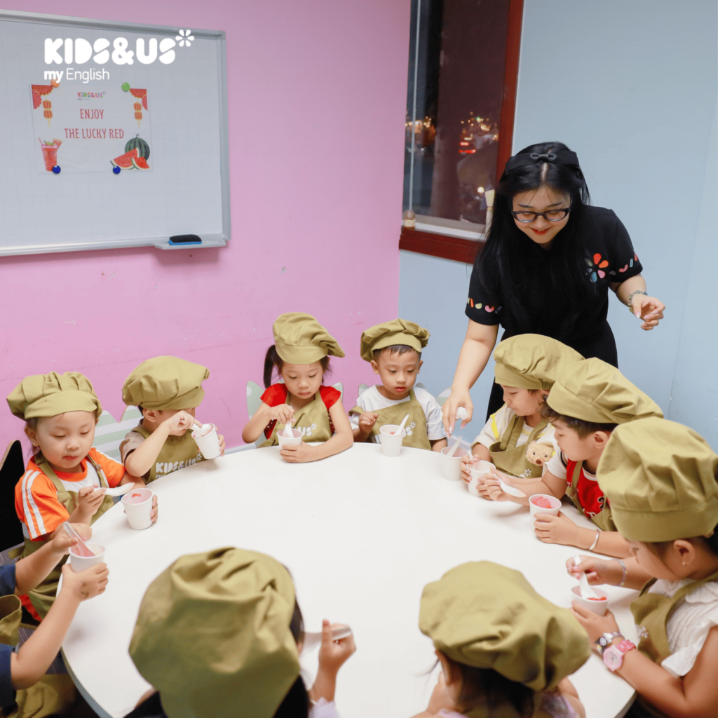 các hoạt động tiếng anh tại kids&us 4