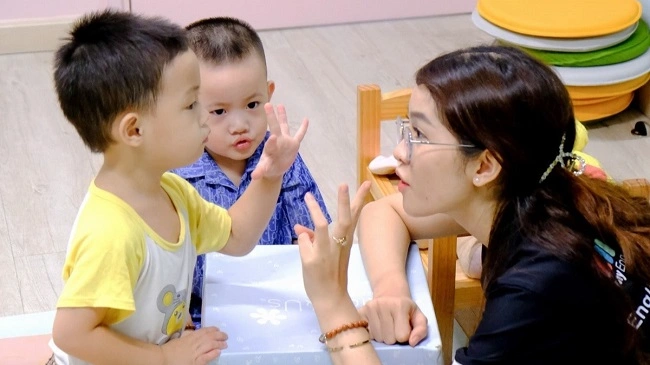 Phương Pháp Học Tiếng Anh Cho Trẻ 5 Tuổi Hiệu Quả 3 học tiếng anh cho trẻ 5 tuổi